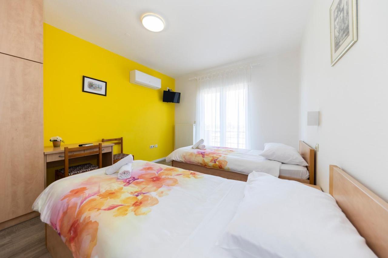 Guesthouse Villa Irena Задар Екстериор снимка