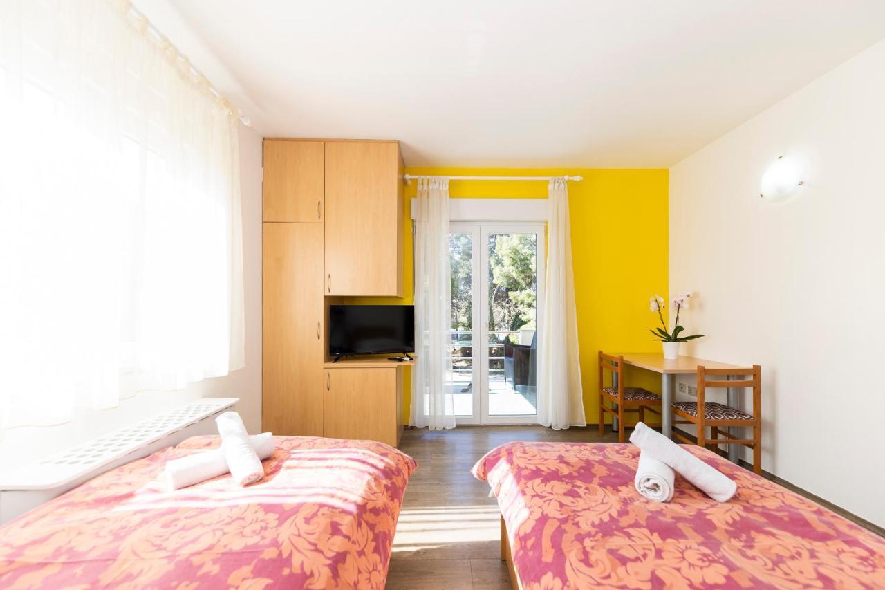 Guesthouse Villa Irena Задар Екстериор снимка