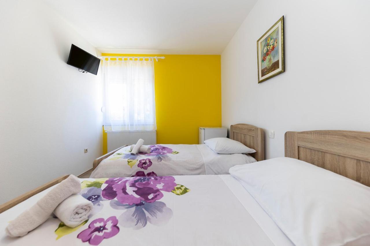 Guesthouse Villa Irena Задар Екстериор снимка