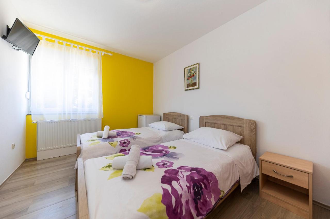 Guesthouse Villa Irena Задар Екстериор снимка
