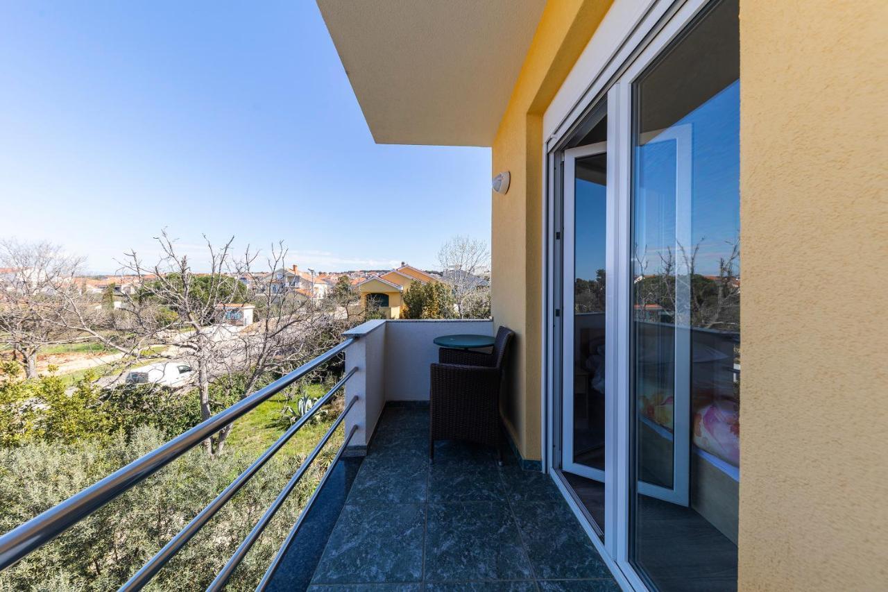 Guesthouse Villa Irena Задар Екстериор снимка